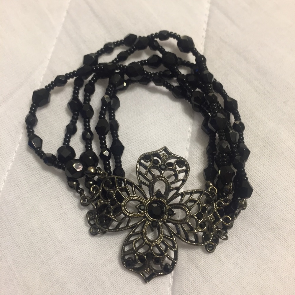 ⚡️3 for $12 sale Beaded jeweled flower bracelet